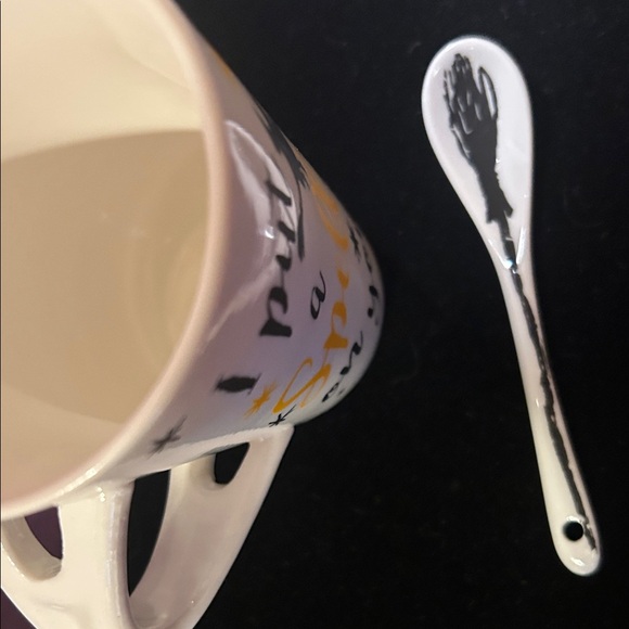 White 'I Put a Spell on You' Ceramic Mug with Spoon - Picture 2 of 6